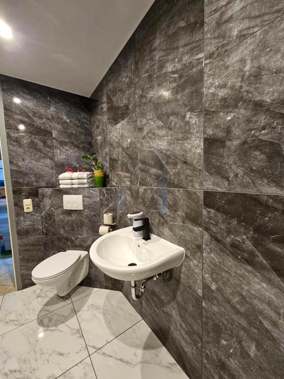 Kompfort Business Apartment ヴェルトハイム エクステリア 写真